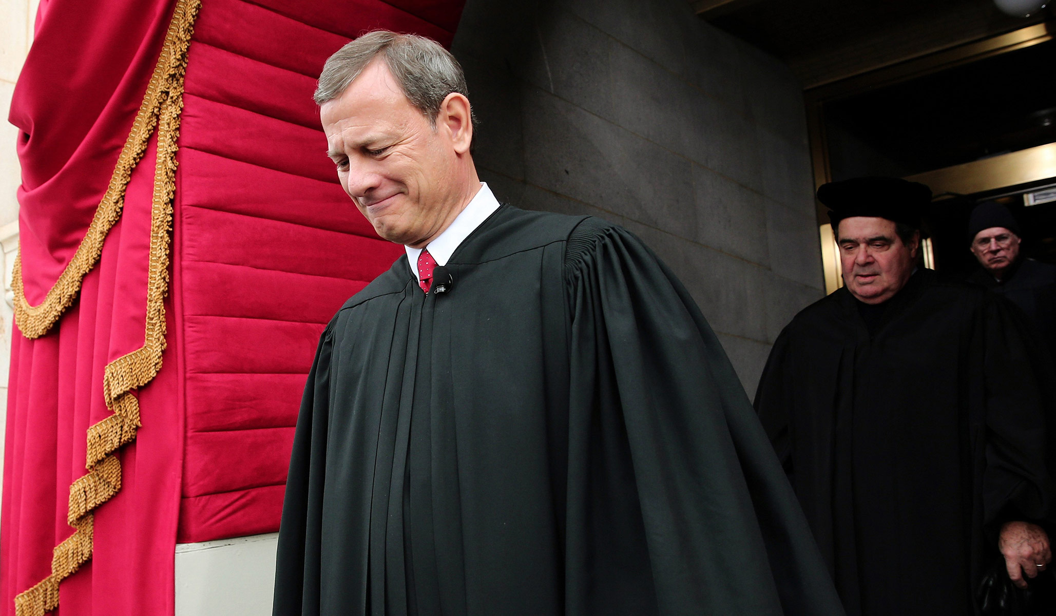 NextImg:Durbin Asks Chief Justice Roberts to Testify on Supreme Court Ethics