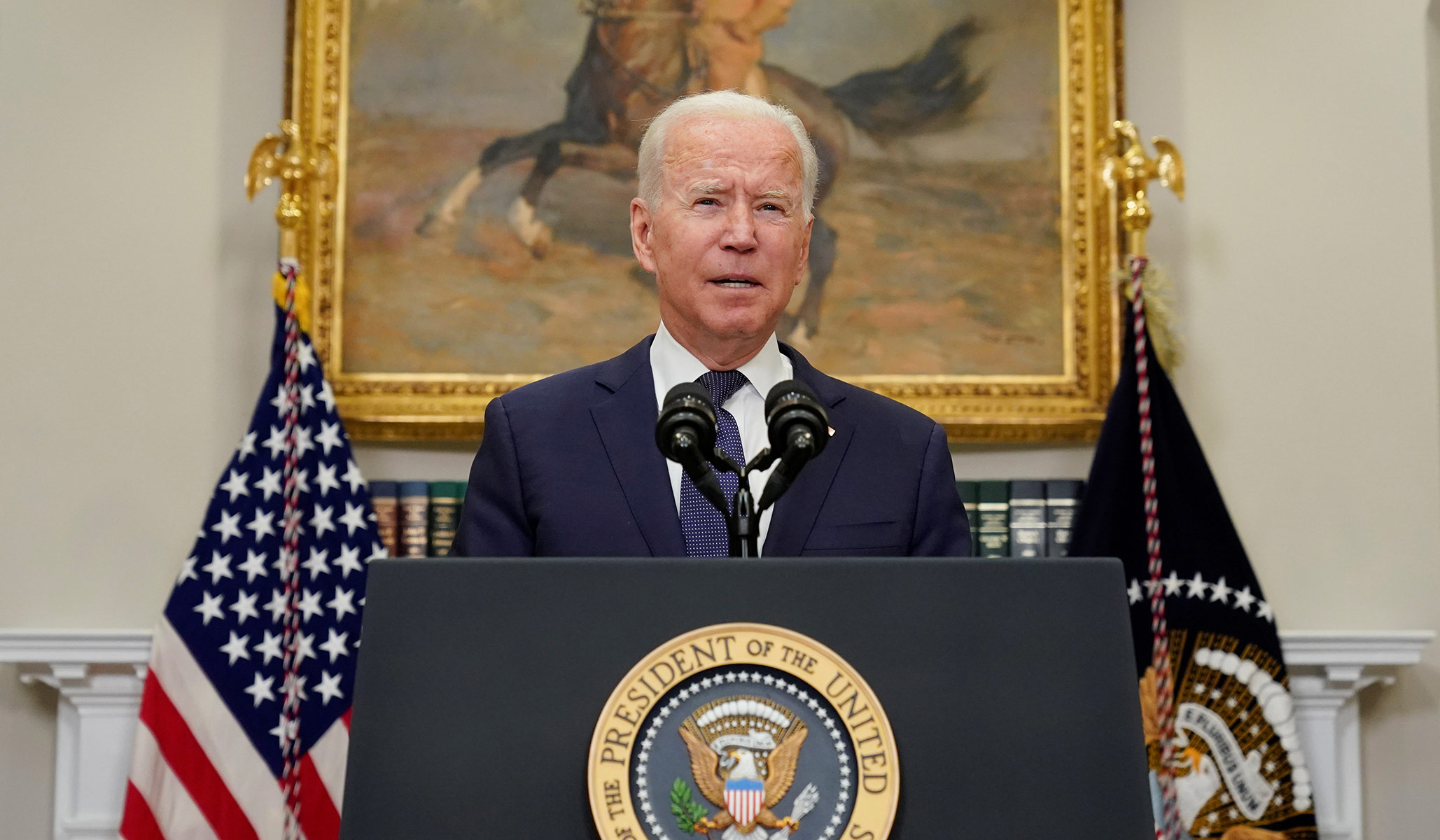 Biden Decides to Stick to August 31 Withdrawal Deadline amid Taliban Threats