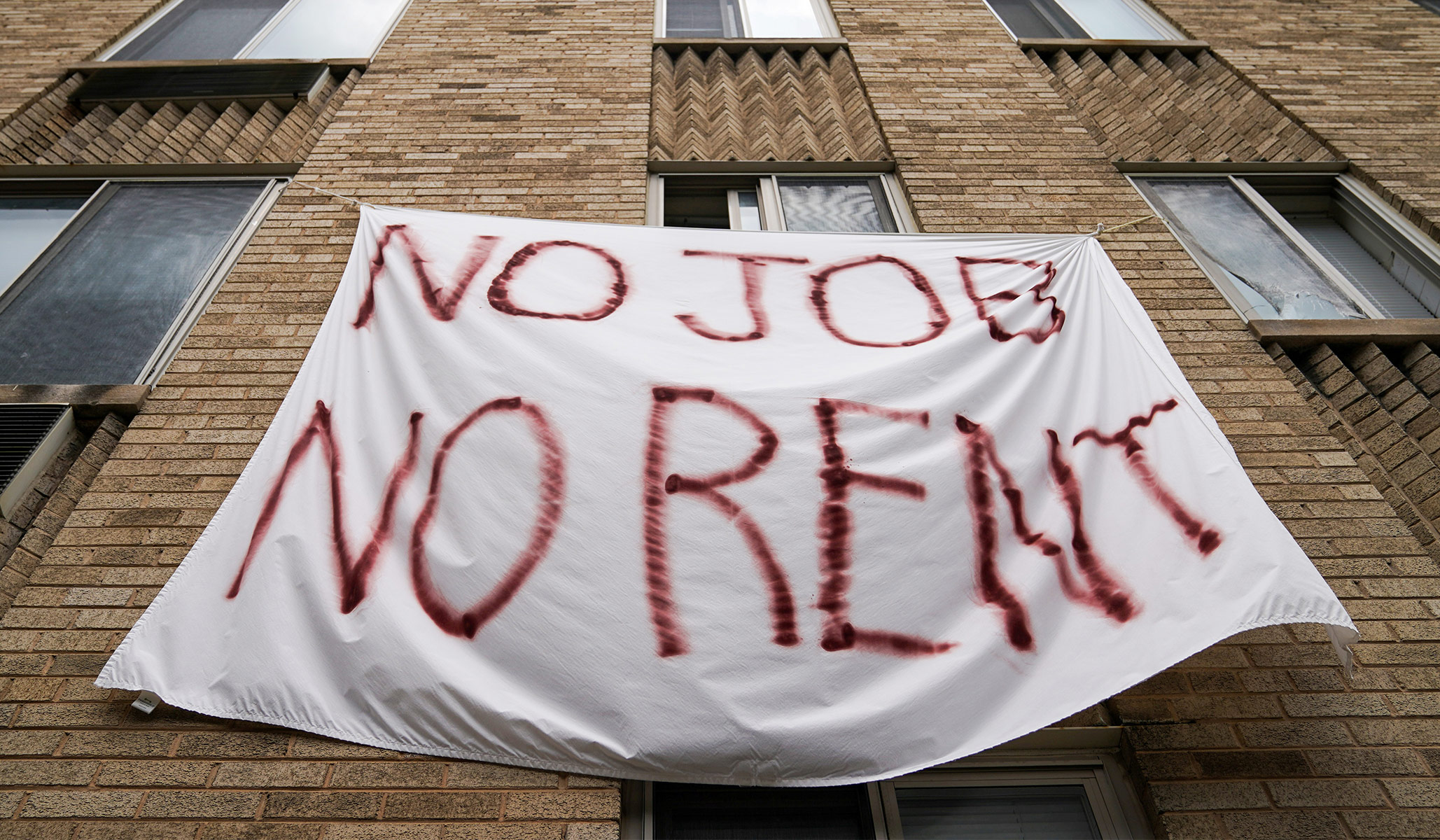 Landlords Crushed by Eviction Bans Rush to Sell Properties, Stifling Rental Market