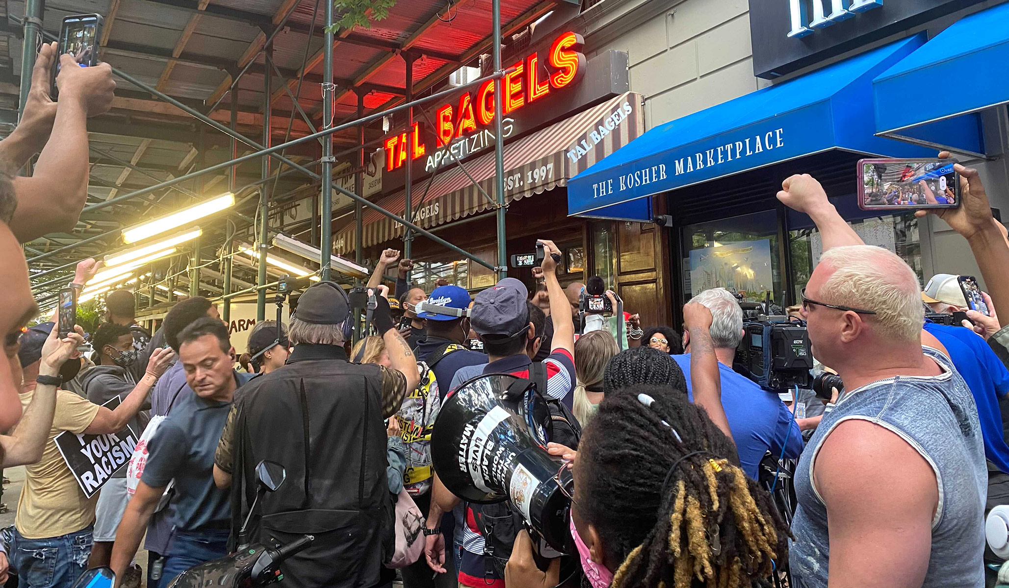 After Altercation at Restaurant, Black Lives Matter Claims NYC Vaccine Mandate Is Being Weaponized
