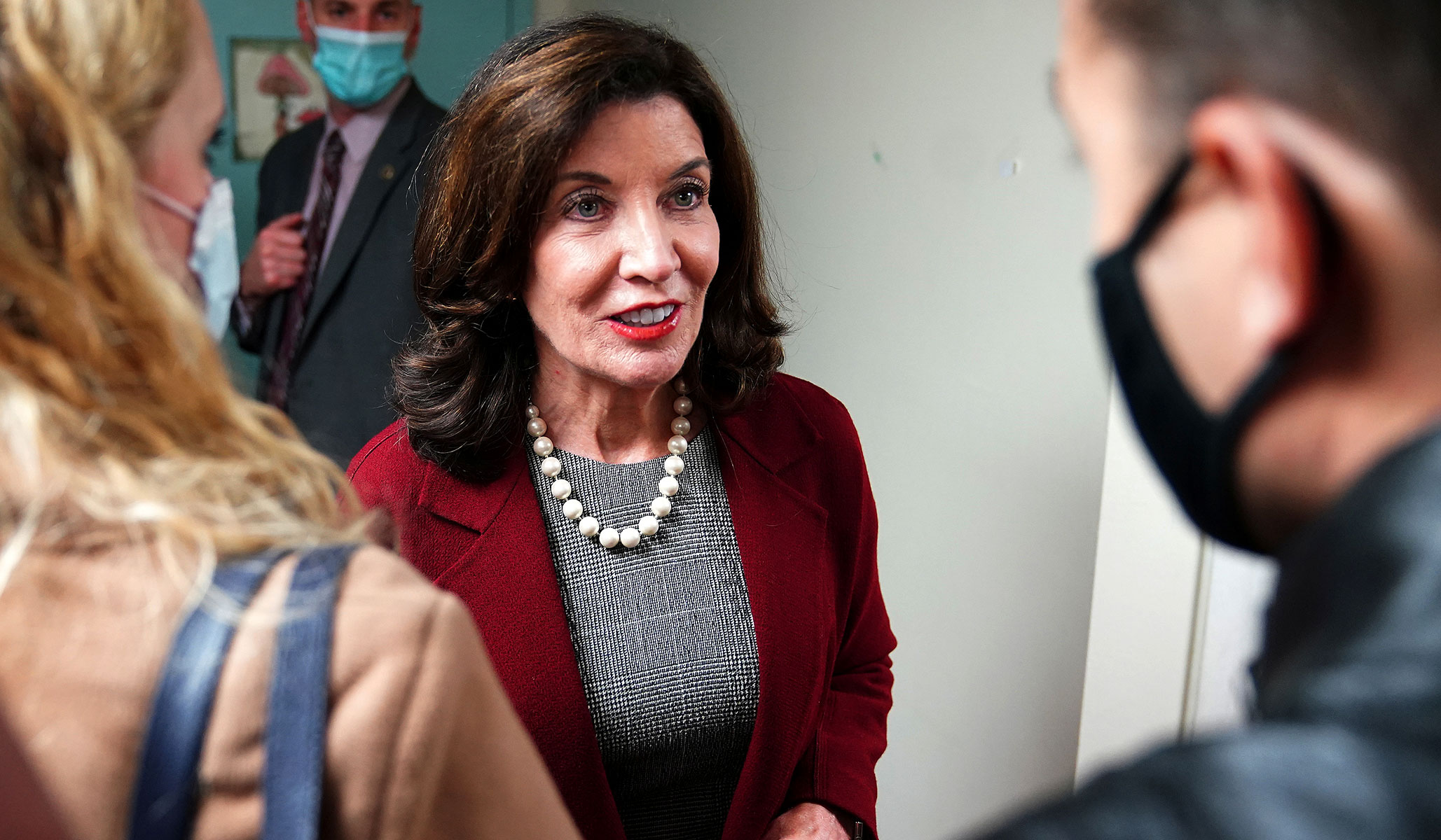 New York Governor Hochul Affirms Her Support for Controversial Bail Reform thumbnail