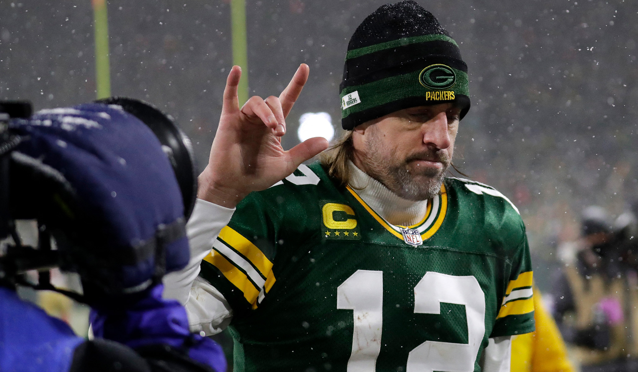 NextImg:The Corner: Best Wishes to Aaron Rodgers on His Sensory-Deprivation Adventure