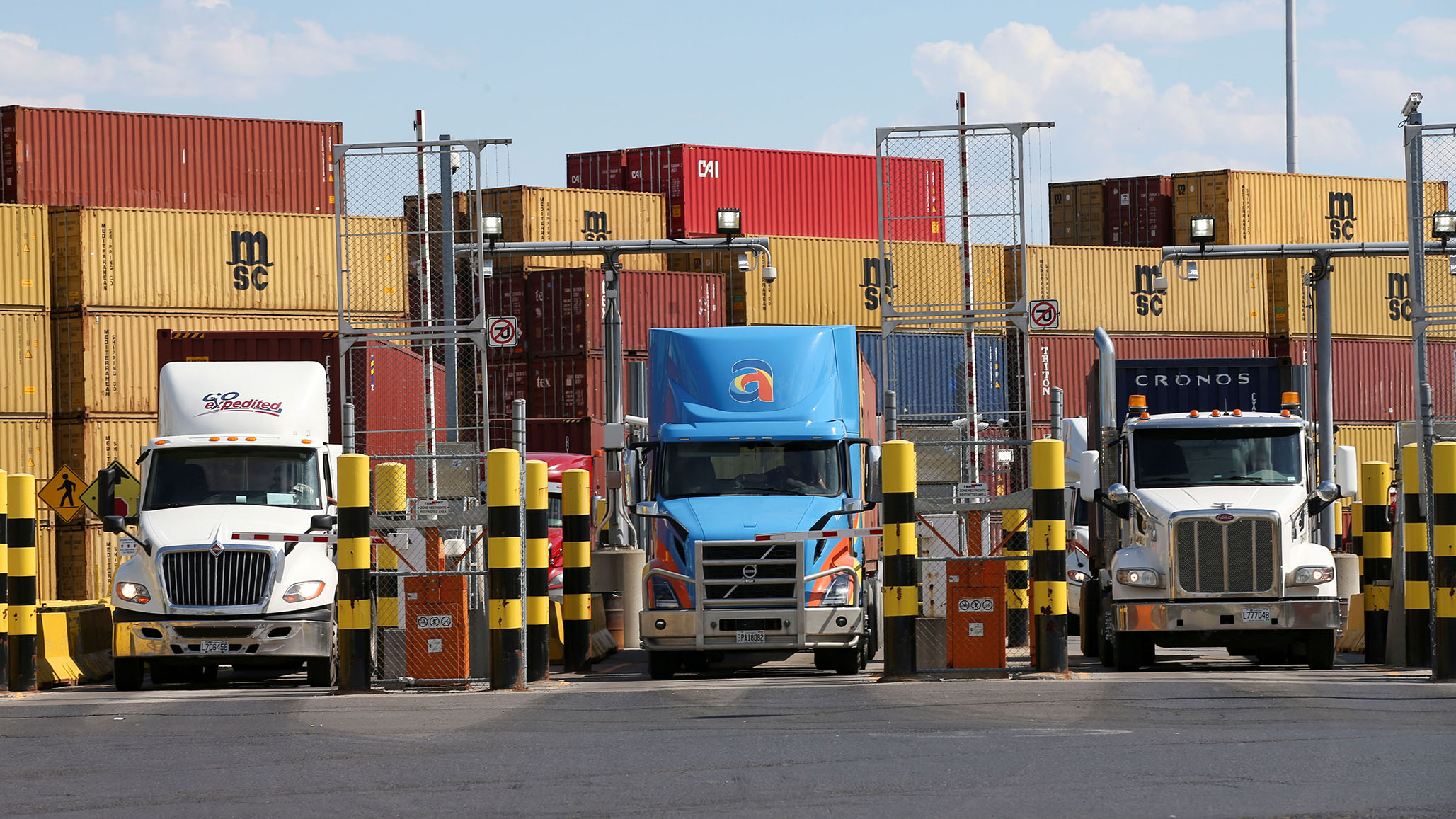 Vaccine Mandates for Cross-Border Truckers Have No Upside