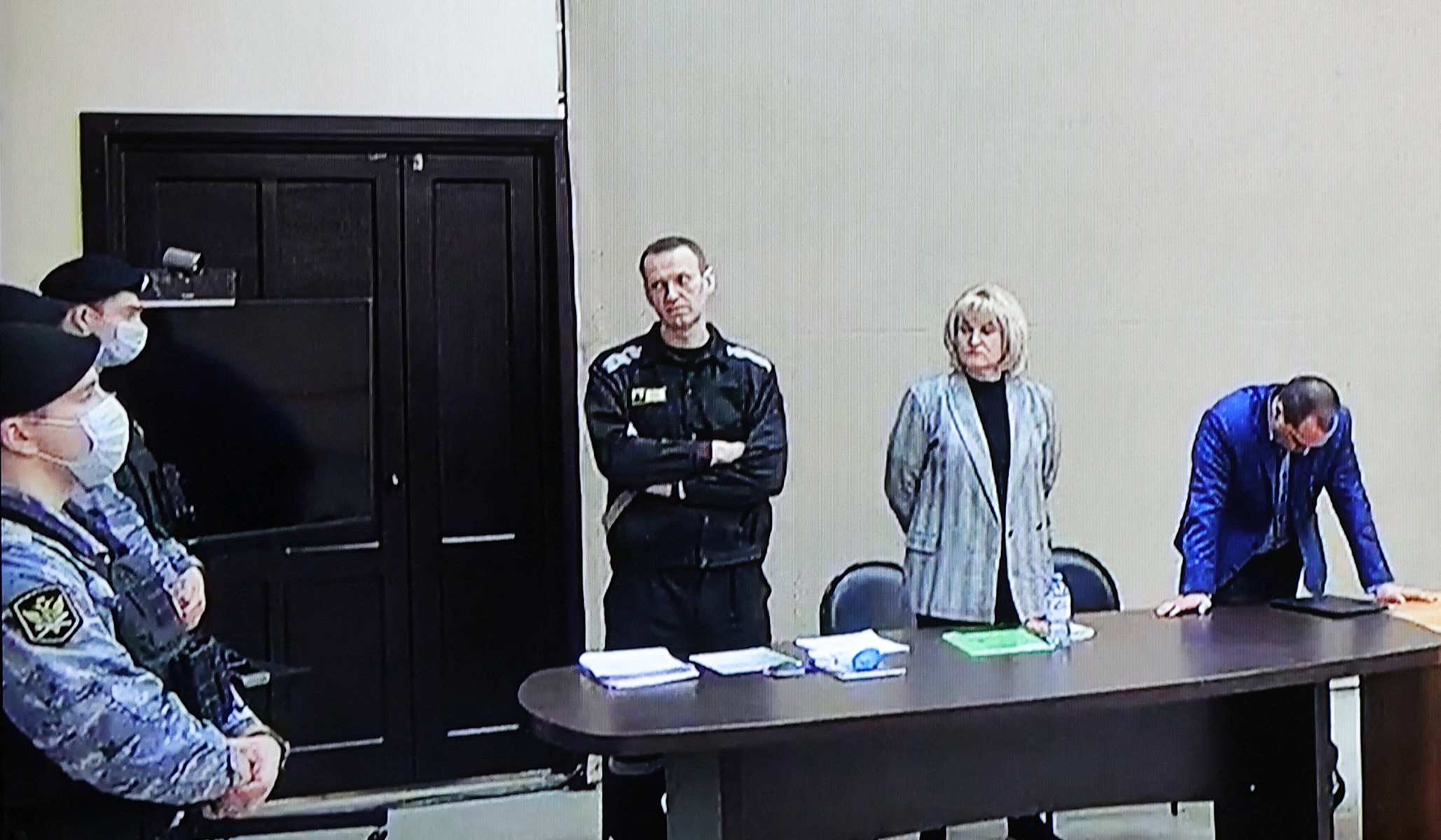 Где отбывал наказание навальный. Навальный в тюрьме. Скандал в суде.