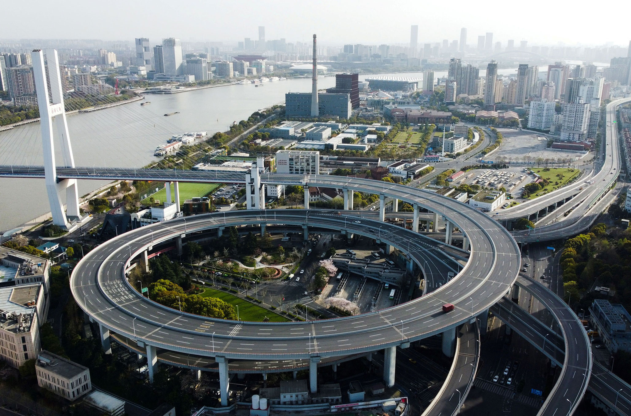 Shanghai Covid Lockdowns Continue, Causing Needless Suffering, Death