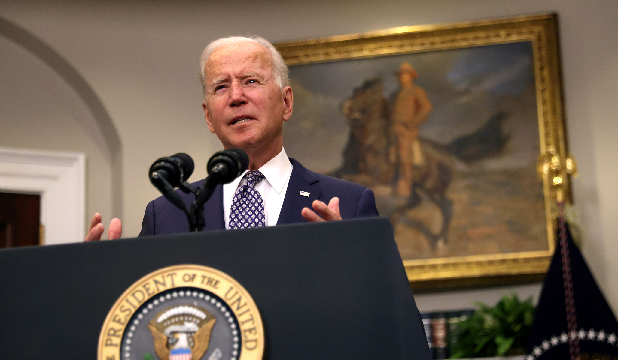 Biden&rsquo;s Disgraceful Exit from Afghanistan Is Still Hurting Democrats