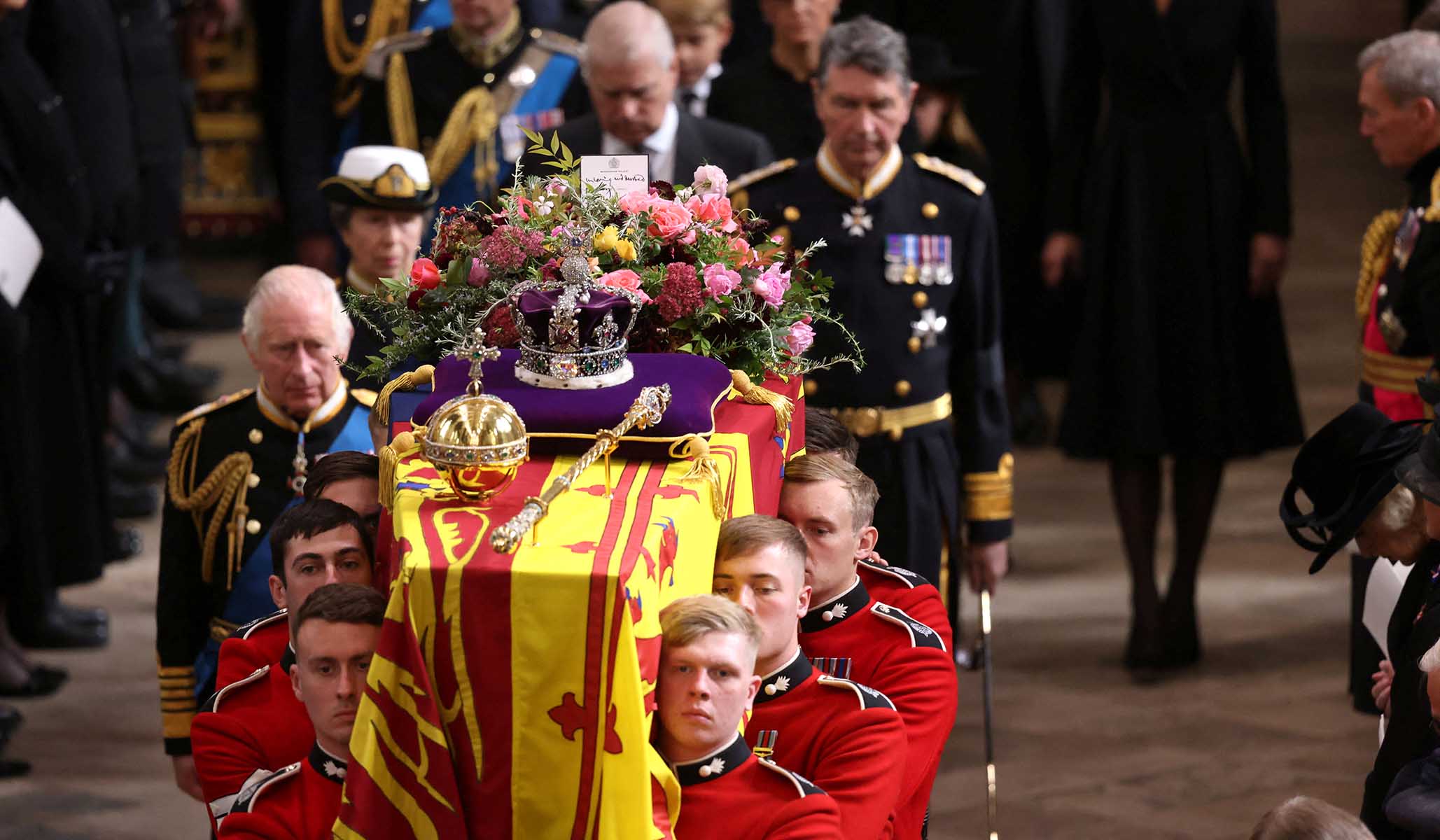 Queen Elizabeth #39 s Funeral Procession Draws Tens of Thousands National Queen Elizabeth #39 s Funeral Procession Draws Tens of Thousands National