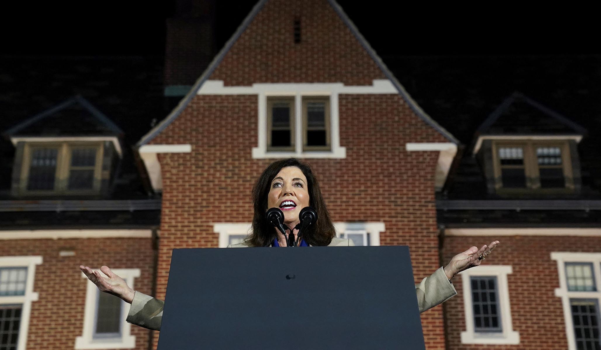 Hochul Accuses Zeldin of &lsquo;Hyperventilating&rsquo; about Crime, Says He&rsquo;s &lsquo;Trying to Scare People&rsquo;