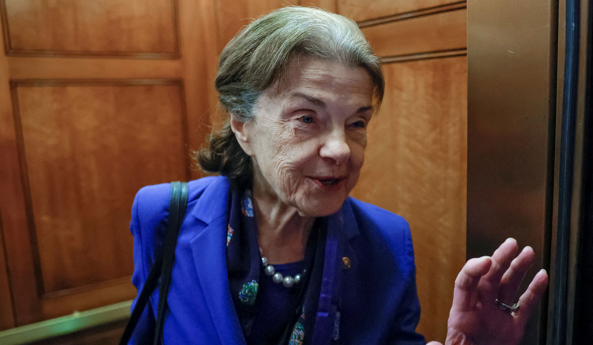 NextImg:Gillibrand, Baldwin Say They Don’t Support Calls for 89-Year-Old Feinstein to Resign from Senate