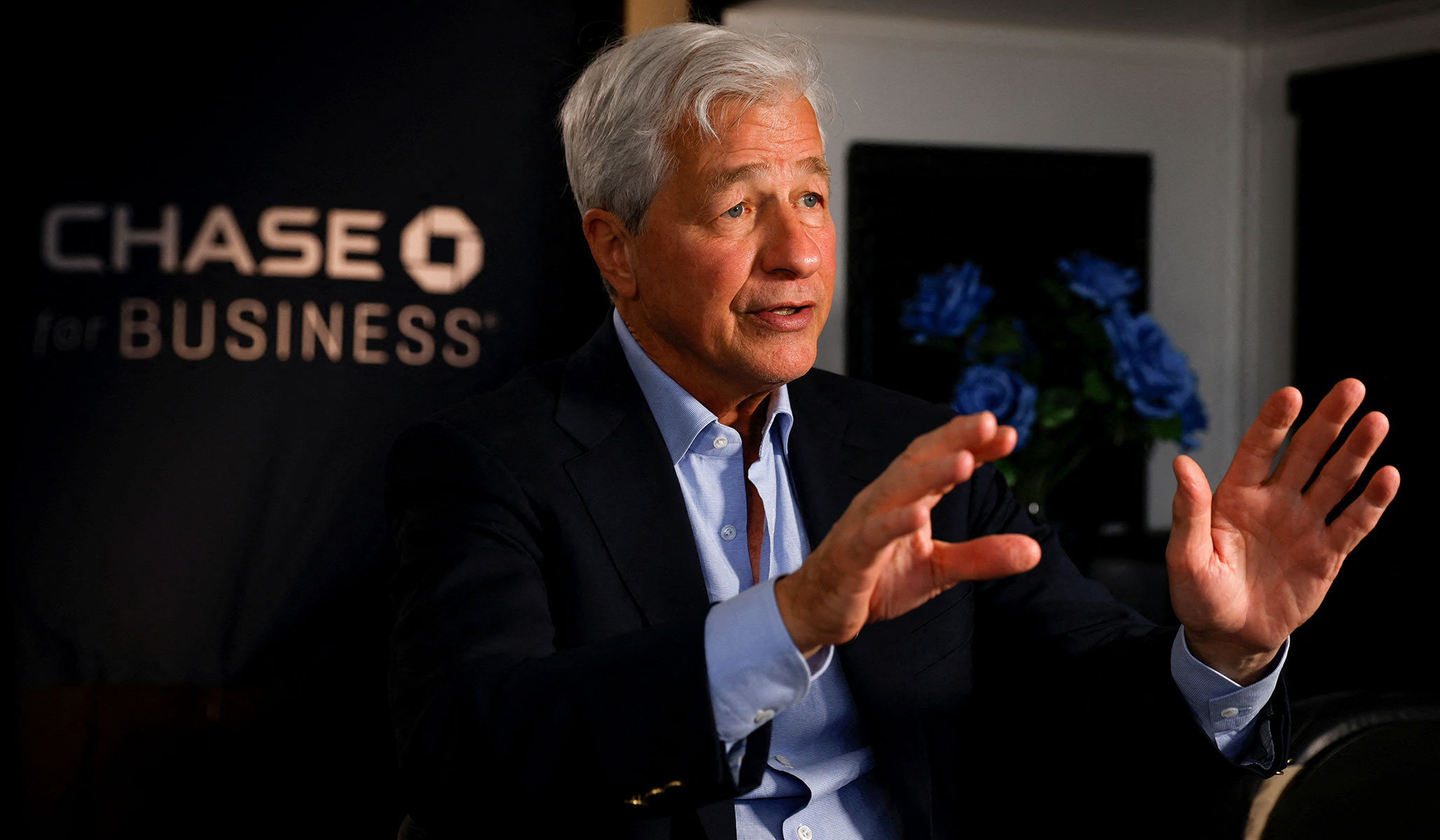 NextImg:The Corner: Jamie Dimon Says He Has Political Ambitions during China Visit