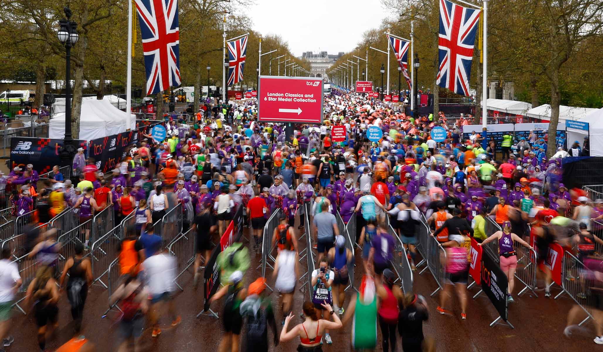 NextImg:Trans Marathoner Defeats 14,000 Women in Race after Competing as Man Months Earlier