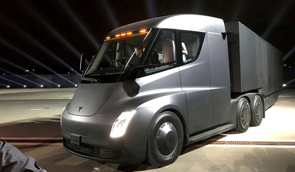 NextImg:The Corner: Electric Trucks Are Worse than Diesel Trucks