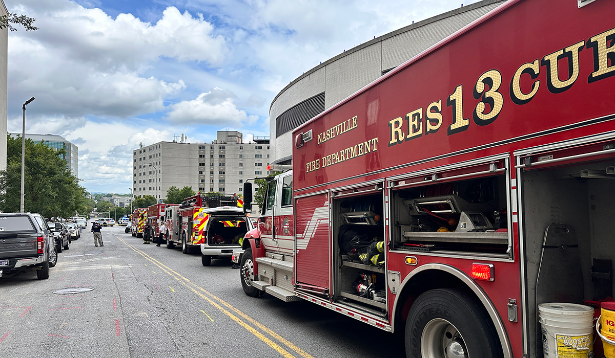NextImg:FBI Investigating Mail with ‘Unknown White Powder’ Sent to Tennessee Republicans