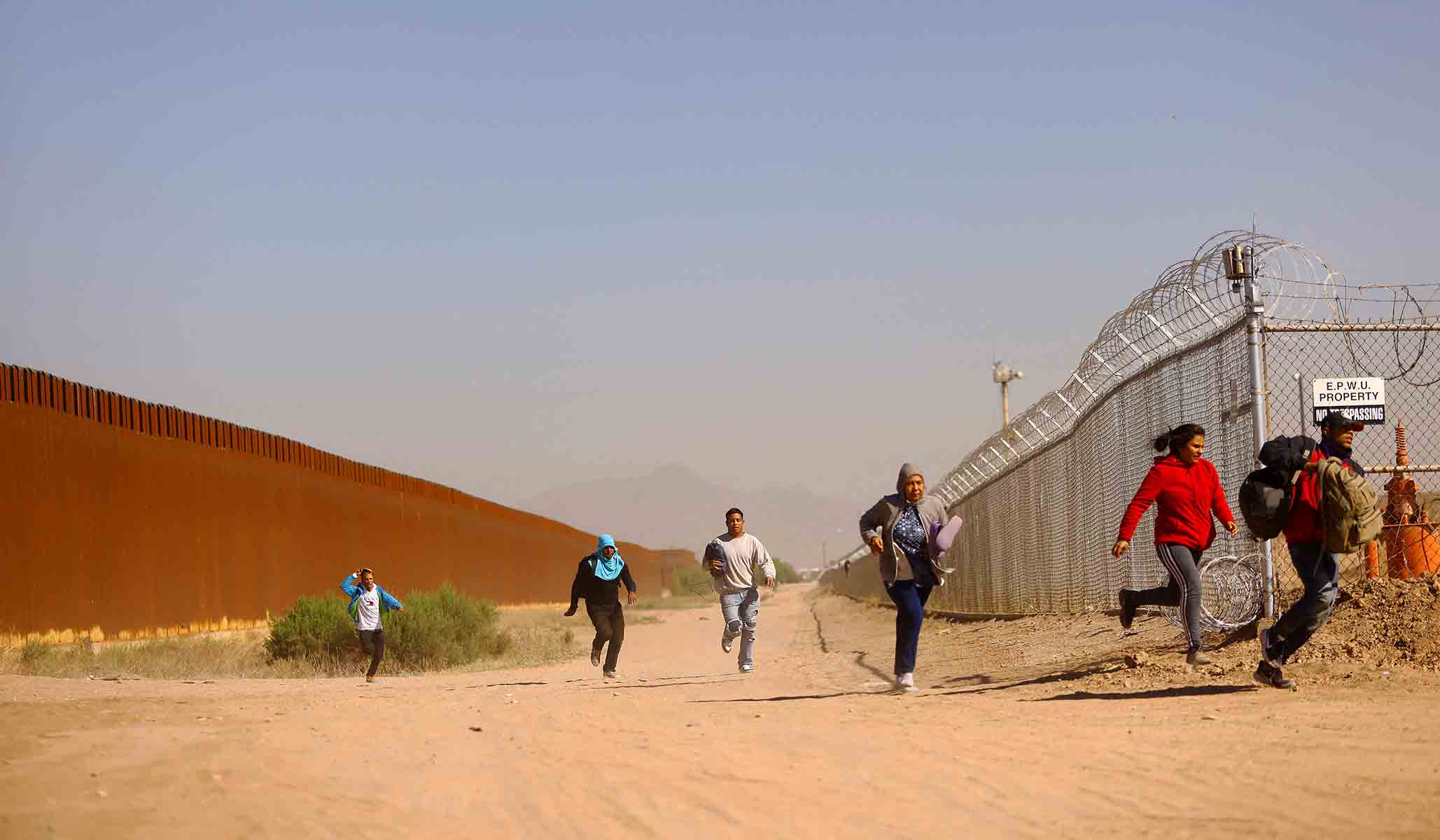 NextImg:An American Birthday Greeting to Those Who Just Jumped the Border