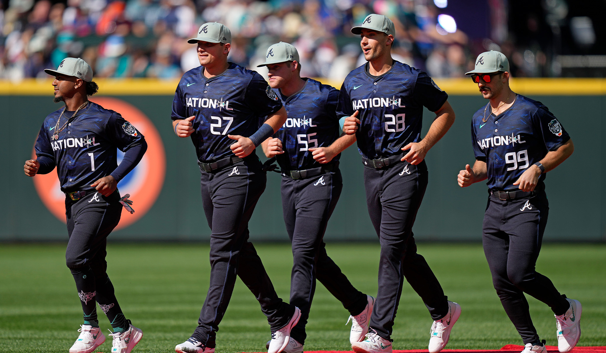 NextImg:The Corner: Diversity of Uniforms Is a Strength